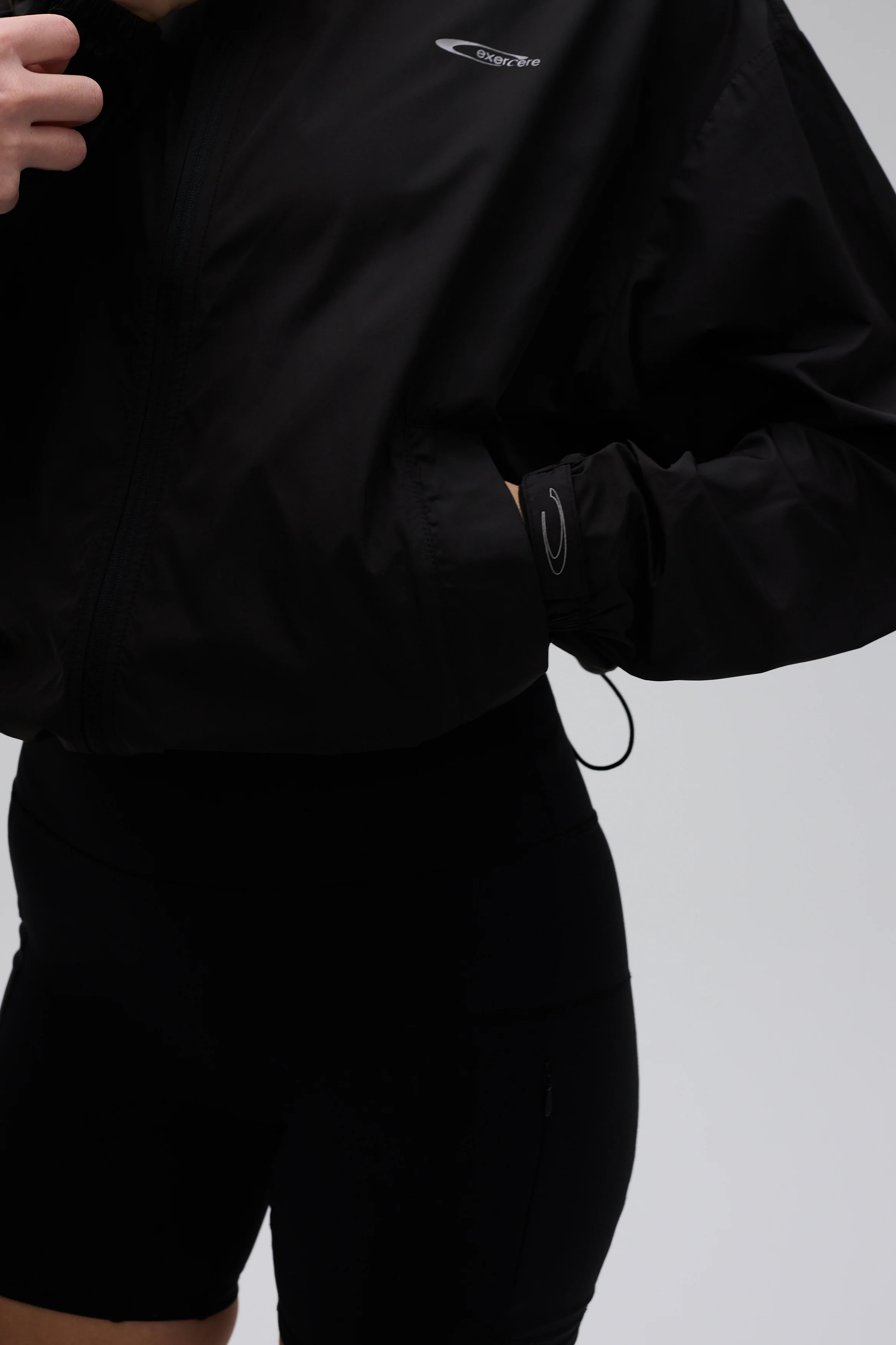 Aero Zip Jacket - Black - Image 11