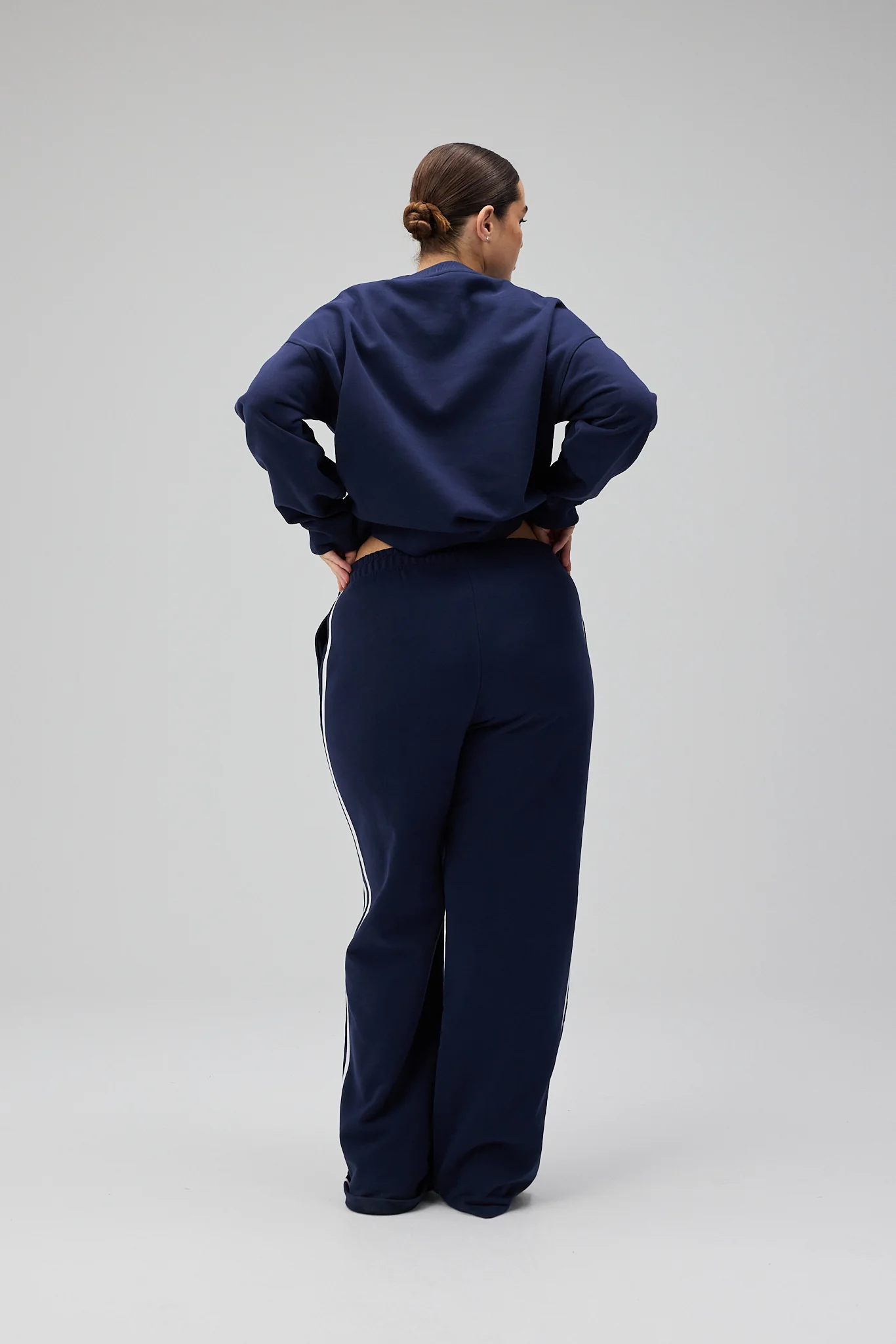 Bold Exercere Crewneck - Navy - Image 8
