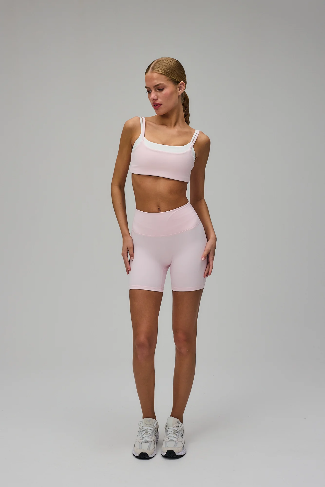 Sculpt Scrunch Shorts - Soft Pink - Image 6