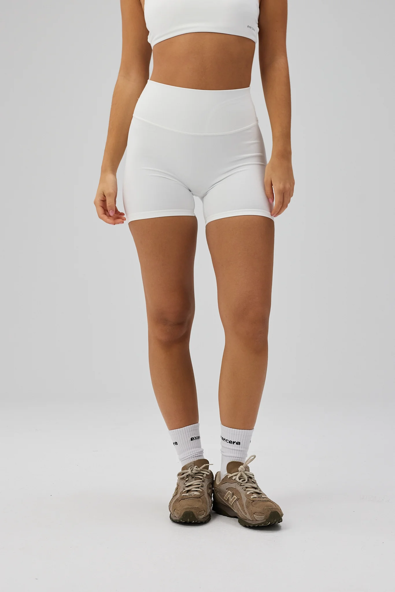 Sculpt Scrunch Shorts - White - Image 3