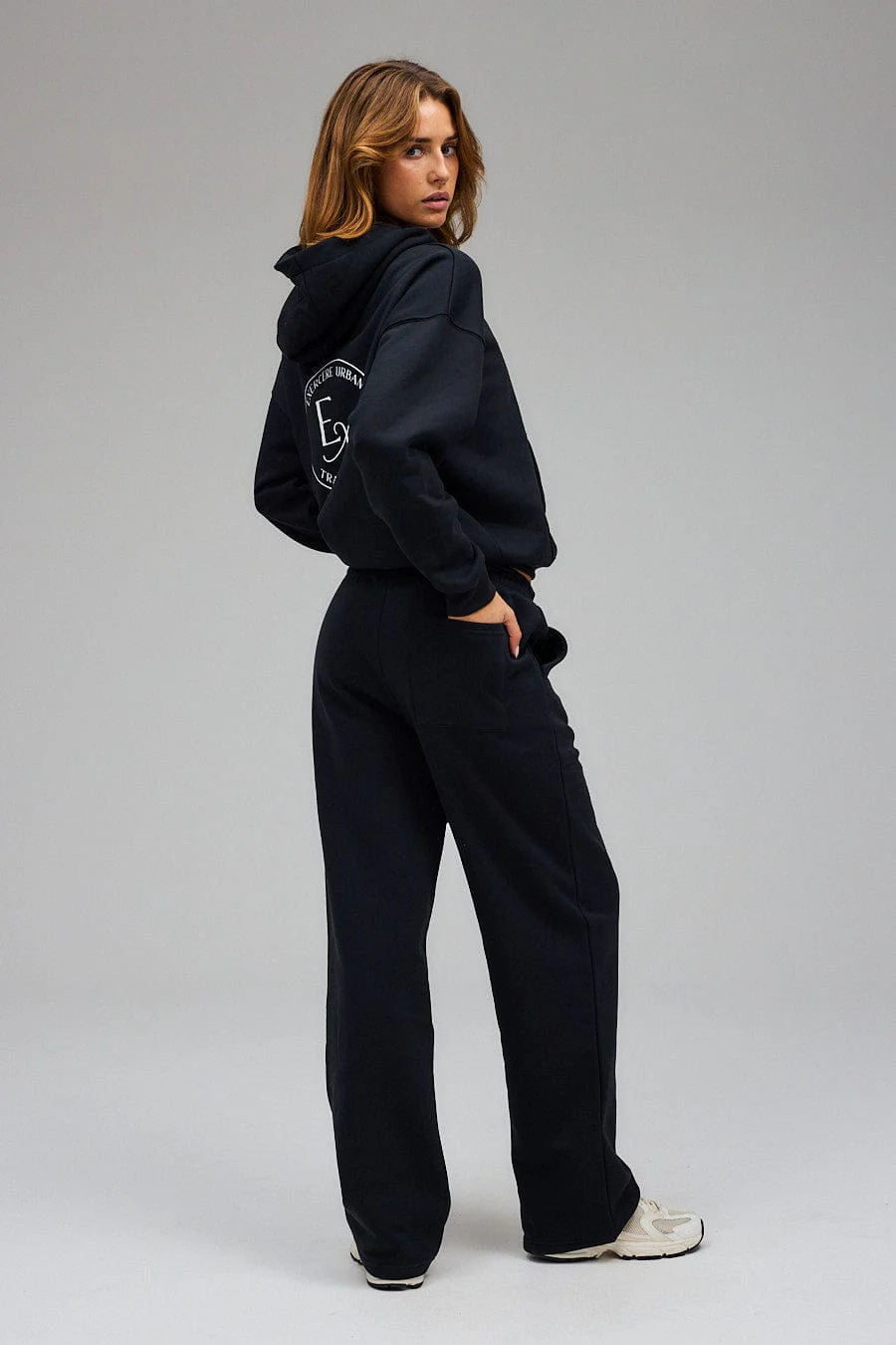 Wide Sweatpants - Black - Image 2